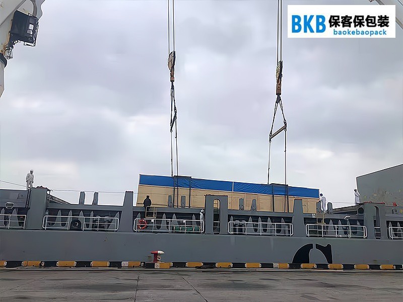 定制重型設備木箱包裝箱：?？捅槟峁┳吭狡焚|